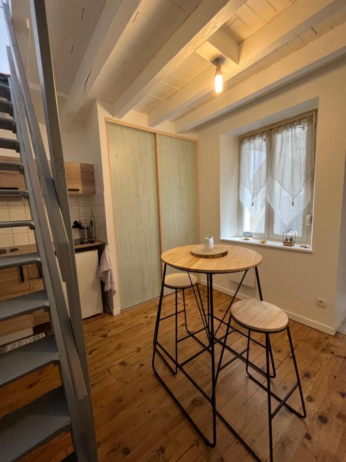 Logement Au Coeur De 돌 외부 사진
